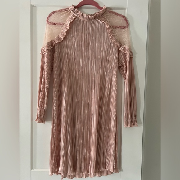 Pink Dress - Picture 1 of 6